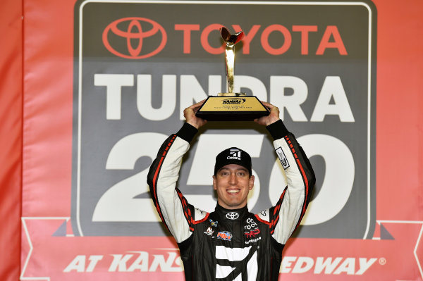 NASCAR Camping World Truck Series
Toyota Tundra 250
Kansas Speedway, Kansas City, KS USA
Friday 12 May 2017
Kyle Busch, Cessna Toyota Tundra celebrates his win in Victory Lane
World Copyright: Nigel Kinrade
LAT Images
ref: Digital Image 17KAN1nk07240 NASCAR Camping World Truck Series
Toyota Tundra 250
Kansas Speedway, Kansas City, KS USA
Friday 12 May 2017
Kyle Busch, Cessna Toyota Tundra celebrates his win in Victory Lane
World Copyright: Nigel Kinrade
LAT Images
ref: Digital Image 17KAN1nk07240