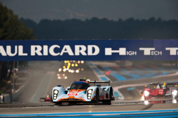 Paul Ricard, France. 9th - 11th April 2010. 
Adrian Fernandez / Harold Primat / Stefan Mucke, (Aston Martin Racing, Lola Aston Martin) leads Dindo Capello / Tom Kristensen / Allan McNish, (Audi Sport Team Joest, Audi R15 TDI), Olivier Panis / Nicolas Lapierre / Stephane Sarrazin, (Team Oreca, Peugeot 908 HDI - FAP) and the field at the start of the race.
Action 
World Copyright: Drew Gibson/LAT Photographic. 
Digital Image _Y2Z9259