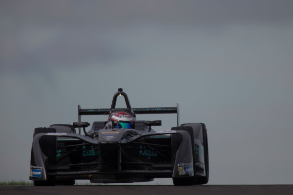 FIA Formula E Second Pre-Season Testing Event.
Donington Park Racecourse,
Derby, United Kingdom.
Adam Carroll, Panasonic Jaguar Racing, Spark-Jaguar.
Photo: Alastair Staley / LAT
ref: Digital Image 580A6218



