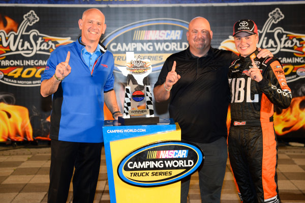 NASCAR Camping World Truck Series
winstaronlinegaming.com 400
Texas Motor Speedway, Ft. Worth, TX USA
Friday 9 June 2017
Christopher Bell, JBL Toyota Tundra, celebrates in Victory Lane.
World Copyright: John K Harrelson
LAT Images
ref: Digital Image 17TEX2jh_02504 NASCAR Camping World Truck Series
winstaronlinegaming.com 400
Texas Motor Speedway, Ft. Worth, TX USA
Friday 9 June 2017
Christopher Bell, JBL Toyota Tundra, celebrates in Victory Lane.
World Copyright: John K Harrelson
LAT Images
ref: Digital Image 17TEX2jh_02504