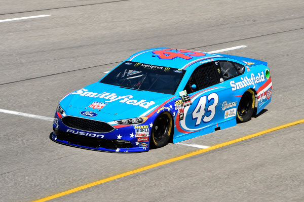 Monster Energy NASCAR Cup Series
Toyota Owners 400 Race Weekend.
Richmond International Raceway, Richmond, VA USA
Aric Almirola, Richard Petty Motorsports, Smithfield Ford Fusion

World Copyright: John Harrelson
LAT Images
.
ref: Digital Image 17RIC1jh_00193