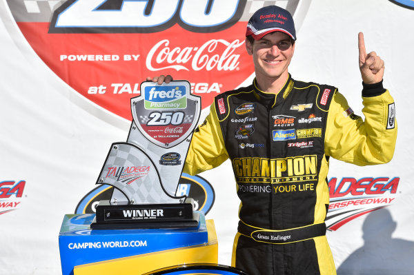 21-22 October, 2016, Talladega, Alabama USA
Grant Enfinger wins at Talladega
©2016, John Harrelson / LAT Photo USA 21-22 October, 2016, Talladega, Alabama USA
Grant Enfinger wins at Talladega
©2016, John Harrelson / LAT Photo USA