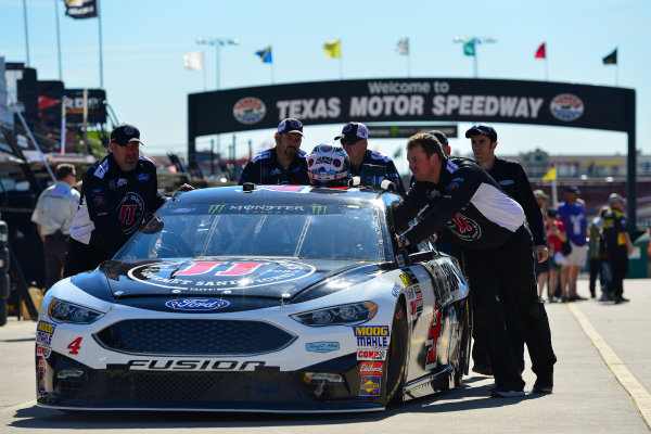 2017 Monster Energy NASCAR Cup Series
O'Reilly Auto Parts 500
Texas Motor Speedway, Fort Worth, TX USA
Friday 7 April 2017
Kevin Harvick
World Copyright: Logan Whitton/LAT Images
ref: Digital Image 17TEX1LW0006