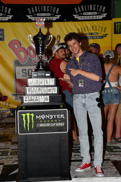 Monster Energy NASCAR Cup Series
Bojangles' Southern 500
Darlington Raceway, Darlington, SC USA
Sunday 3 September 2017
Denny Hamlin, Joe Gibbs Racing, Sport Clips Toyota Camry wins.
World Copyright: Rusty Jarrett
LAT Images