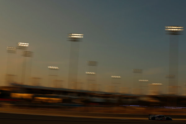 2015 FIA World Endurance Championship
Bahrain 6-Hours
Bahrain International Circuit, Bahrain
Saturday 21 November 2015.
Anthony Davidson, S?bastien Buemi, Kazuki Nakajima (#1 LMP1 Toyota Racing Toyota TS 040 Hybrid).
World Copyright: Alastair Staley/LAT Photographic
ref: Digital Image _R6T9692