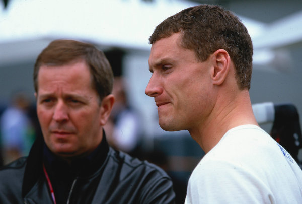 2002 Canadian Grand Prix - Priority
David Coulthard, West McLaren Mercedes MP4/17 and Martin Brundle
Circuit Gilles Villeneuve, Montreal, Canada. 7th - 9th June 2002
World Copyright - LAT Photographic
ref: 02CAN11