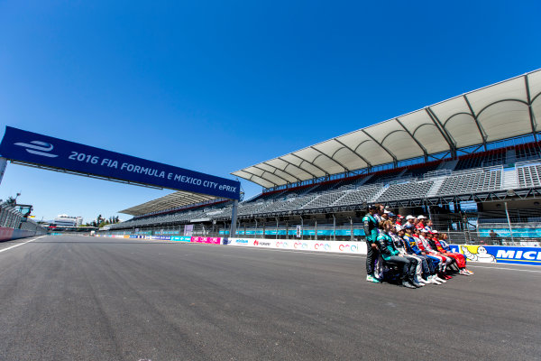 2015/2016 FIA Formula E Championship.
Mexico City ePrix, Autodromo Hermanos Rodriguez, Mexico City, Mexico.
Friday 11 March 2016.
The drivers pose for a group photo.
Photo: Zak Mauger/LAT/Formula E
ref: Digital Image _L0U7477