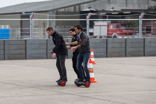 2014/2015 FIA Formula E Championship.
Berlin ePrix, Berlin Tempelhof Airport, Germany.
Thursday 21 May 2015
Scott Speed (USA)/Andretti Autosport - Spark-Renault SRT_01E, Nelson Piquet Jr (BRA)/China Racing - Spark-Renault SRT_01E and Jerome D'Ambrosio (BEL)/Dragon Racing - Spark-Renault SRT_01E on hovertrax.
Photo: Andrew Ferraro/LAT/Formula E
ref: Digital Image _FER0885
2014/2015 FIA Formula E Championship.
Berlin ePrix, Berlin Tempelhof Airport, Germany.
Thursday 21 May 2015
Scott Speed (USA)/Andretti Autosport - Spark-Renault SRT_01E, Nelson Piquet Jr (BRA)/China Racing - Spark-Renault SRT_01E and Jerome D'Ambrosio (BEL)/Dragon Racing - Spark-Renault SRT_01E on hovertrax.
Photo: Andrew Ferraro/LAT/Formula E
ref: Digital Image _FER0885