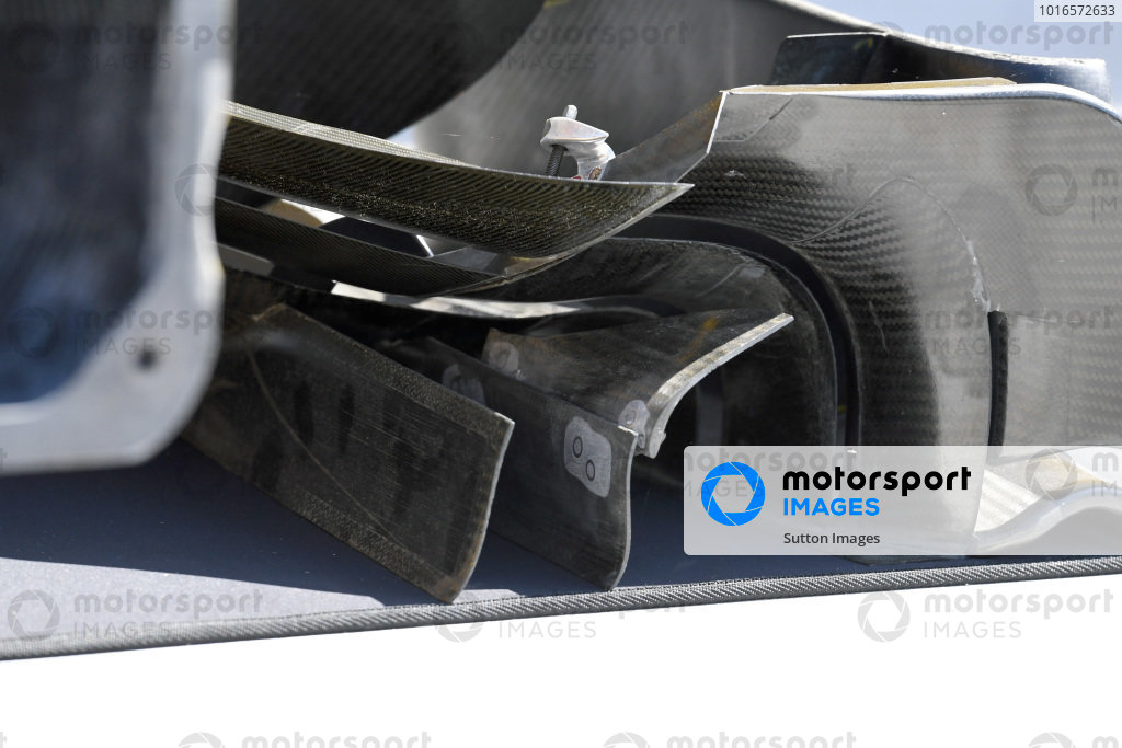 Renault Sport F1 Team RS16 front wing detail at Formula One World ...