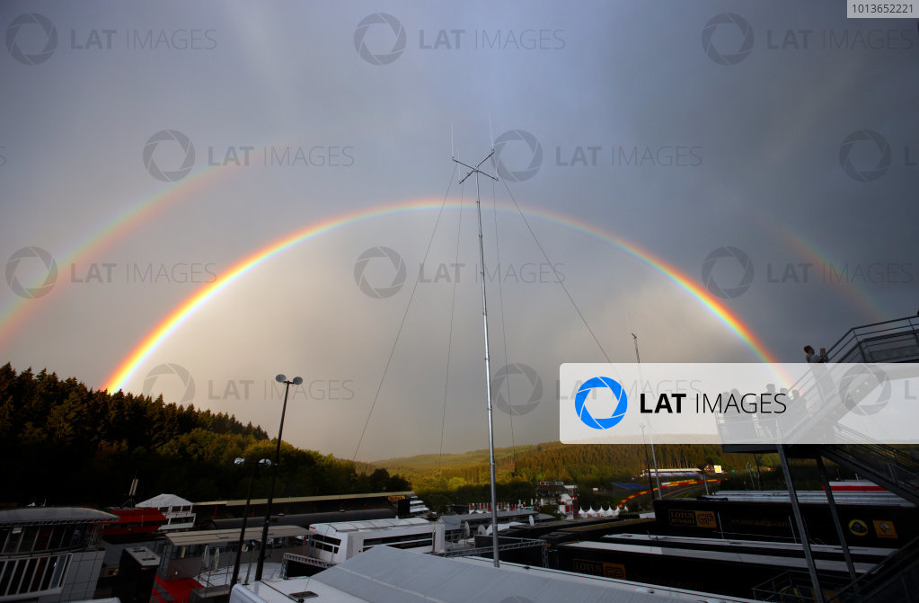 Spa-Francorchamps, Spa, Belgium
27th August 2011.
Rainbow over the paddock. Paddock. Atmosphere.
World Copyright: Steve Etherington/LAT Photographic
ref: Digital Image SNE27370 Spa-Francorchamps, Spa, Belgium
27th August 2011.
Rainbow over the paddock. Paddock. Atmosphere.
World Copyright: Steve Etherington/LAT Photographic
ref: Digital Image SNE27370
