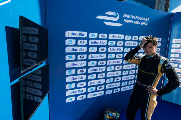 2016/2017 FIA Formula E Championship.
Marrakesh ePrix, Circuit International Automobile Moulay El Hassan, Marrakesh, Morocco.
Ma Qing Hau (CHN), Techeetah, Spark-Renault, Renault Z.E 16.
Saturday 12 November 2016.
Photo: Sam Bloxham/LAT/Formula E
ref: Digital Image _SLA7824 2016/2017 FIA Formula E Championship.
Marrakesh ePrix, Circuit International Automobile Moulay El Hassan, Marrakesh, Morocco.
Ma Qing Hau (CHN), Techeetah, Spark-Renault, Renault Z.E 16.
Saturday 12 November 2016.
Photo: Sam Bloxham/LAT/Formula E
ref: Digital Image _SLA7824