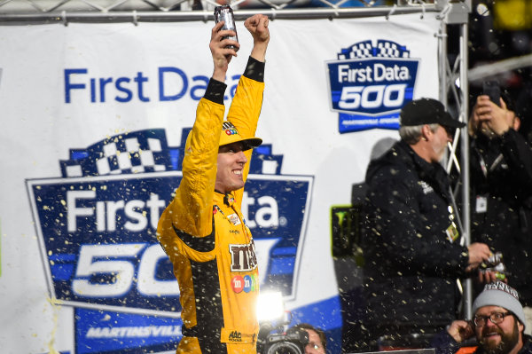 Monster Energy NASCAR Cup Series
First Data 500
Martinsville Speedway, Martinsville VA USA
Sunday 29 October 2017
Kyle Busch, Joe Gibbs Racing, M&M's Halloween Toyota Camry, celebrates in victory lane.
World Copyright: John K Harrelson/LAT Images Monster Energy NASCAR Cup Series
First Data 500
Martinsville Speedway, Martinsville VA USA
Sunday 29 October 2017
Kyle Busch, Joe Gibbs Racing, M&M's Halloween Toyota Camry, celebrates in victory lane.
World Copyright: John K Harrelson/LAT Images
