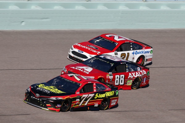 Monster Energy NASCAR Cup Series
Ford EcoBoost 400
Homestead-Miami Speedway, Homestead, FL USA
Sunday 19 November 2017
Erik Jones, Furniture Row Racing, 5-hour ENERGY Extra Strength Toyota Camry Dale Earnhardt Jr, Hendrick Motorsports, Axalta Chevrolet SS Ryan Blaney, Wood Brothers Racing, Motorcraft/Quick Lane Tire & Auto Center Ford Fusion
World Copyright: Matthew T. Thacker
LAT Images Monster Energy NASCAR Cup Series
Ford EcoBoost 400
Homestead-Miami Speedway, Homestead, FL USA
Sunday 19 November 2017
Erik Jones, Furniture Row Racing, 5-hour ENERGY Extra Strength Toyota Camry Dale Earnhardt Jr, Hendrick Motorsports, Axalta Chevrolet SS Ryan Blaney, Wood Brothers Racing, Motorcraft/Quick Lane Tire & Auto Center Ford Fusion
World Copyright: Matthew T. Thacker
LAT Images