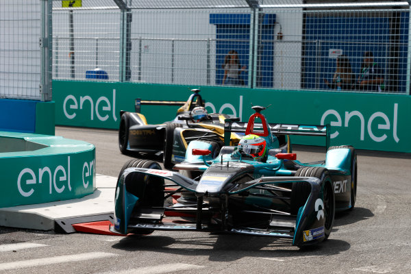 2016/2017 FIA Formula E Championship.
Round 9 - New York City ePrix, Brooklyn, New York, USA.
Saturday 15 July 2017.
Oliver Turvey (GBR), NextEV NIO, Spark-NEXTEV, NEXTEV TCR Formula 002.
Photo: Alastair Staley/LAT/Formula E
ref: Digital Image _R3I9560