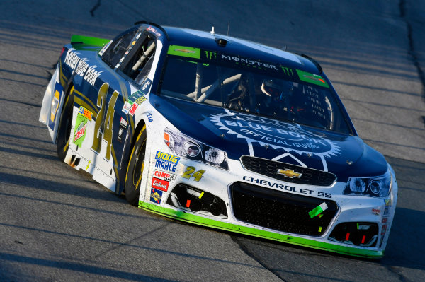 Monster Energy NASCAR Cup Series
ISM Connect 300
New Hampshire Motor Speedway
Loudon, NH USA
Sunday 24 September 2017
Chase Elliott, Hendrick Motorsports, Kelley Blue Book Chevrolet SS
World Copyright: Nigel Kinrade
LAT Images Monster Energy NASCAR Cup Series
ISM Connect 300
New Hampshire Motor Speedway
Loudon, NH USA
Sunday 24 September 2017
Chase Elliott, Hendrick Motorsports, Kelley Blue Book Chevrolet SS
World Copyright: Nigel Kinrade
LAT Images