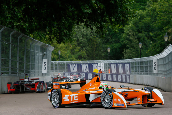 2014/2015 FIA Formula E Championship.
London ePrix, Battersea Park, London, United Kingdom.
Friday 26 June 2015
Simona de Silvestro (SUI)/Andretti Autosport - Spark-Renault SRT_01E, on the shakedown.
Photo: Zak Mauger/LAT/Formula E
ref: Digital Image _L0U7119 2014/2015 FIA Formula E Championship.
London ePrix, Battersea Park, London, United Kingdom.
Friday 26 June 2015
Simona de Silvestro (SUI)/Andretti Autosport - Spark-Renault SRT_01E, on the shakedown.
Photo: Zak Mauger/LAT/Formula E
ref: Digital Image _L0U7119