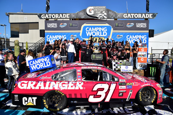 2017 Monster Energy NASCAR Cup Series
Camping World 500
Phoenix International Raceway, Avondale, AZ USA
Sunday 19 March 2017
Ryan Newman wins
World Copyright: Rusty Jarrett/LAT Images
ref: Digital Image 17PHX1rj_3092 2017 Monster Energy NASCAR Cup Series
Camping World 500
Phoenix International Raceway, Avondale, AZ USA
Sunday 19 March 2017
Ryan Newman wins
World Copyright: Rusty Jarrett/LAT Images
ref: Digital Image 17PHX1rj_3092