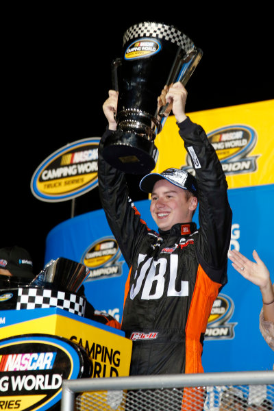 NASCAR Camping World Truck Series
Ford EcoBoost 200
Homestead-Miami Speedway, Homestead, FL USA
Friday 17 November 2017
Christopher Bell, JBL Toyota Tundra championship celebration
World Copyright: Lesley Ann Miller
LAT Images NASCAR Camping World Truck Series
Ford EcoBoost 200
Homestead-Miami Speedway, Homestead, FL USA
Friday 17 November 2017
Christopher Bell, JBL Toyota Tundra championship celebration
World Copyright: Lesley Ann Miller
LAT Images