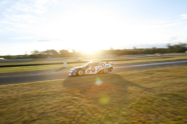 The City of Ipswich 300
Queensland Raceway, Ipswich, Australia.
14th - 16th May 2010.
Car 17, DJR, Dick Johnson Racing, Falcon FG, Jim Beam Racing, Steven Johnson.
World Copyright: Mark Horsburgh/LAT Photographic
ref: 17-Johnson-EV05-10-j1550