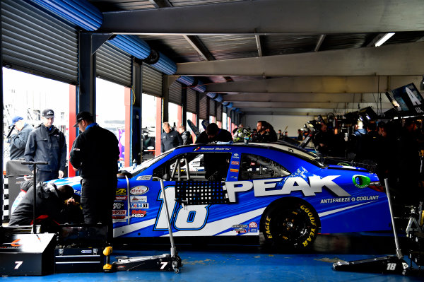 NASCAR Xfinity Series
Sparks Energy 300
Talladega Superspeedway, Talladega, AL USA
Friday 5 May 2017
Daniel Suarez, Peak Antifreeze & Coolant Toyota Camry in the garage.
World Copyright: Rusty Jarrett
LAT Images
ref: Digital Image 17TAL1rj_1139