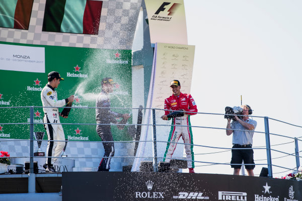 2017 FIA Formula 2 Round 9.
Autodromo Nazionale di Monza, Monza, Italy.
Sunday 3 September 2017.
Sergio Sette Camara (BRA, MP Motorsport), Luca Ghiotto (ITA, RUSSIAN TIME), Antonio Fuoco (ITA, PREMA Racing).
Photo: Zak Mauger/FIA Formula 2.
ref: Digital Image _56I9232 2017 FIA Formula 2 Round 9.
Autodromo Nazionale di Monza, Monza, Italy.
Sunday 3 September 2017.
Sergio Sette Camara (BRA, MP Motorsport), Luca Ghiotto (ITA, RUSSIAN TIME), Antonio Fuoco (ITA, PREMA Racing).
Photo: Zak Mauger/FIA Formula 2.
ref: Digital Image _56I9232