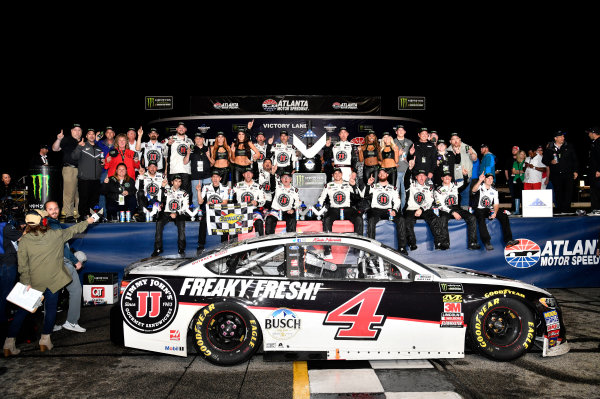 Monster Energy NASCAR Cup Series
Folds of Honor Quik Trip 500
Atlanta Motor Speedway, Hampton, GA USA
Sunday 25 February 2018
Kevin Harvick, Stewart-Haas Racing, Jimmy John's Ford Fusion wins
World Copyright: Rusty Jarrett
NKP / LAT Images