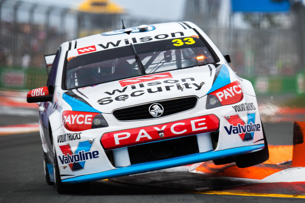 2017 Supercars Championship Round 12. 
Gold Coast 600, Surfers Paradise, Queensland, Australia.
Friday 20th October to Sunday 22nd October 2017.
Garth Tander, Garry Rogers Motorsport. 
World Copyright: Daniel Kalisz/LAT Images
Ref: Digital Image 201017_VASCR12_DKIMG_0427.jpg