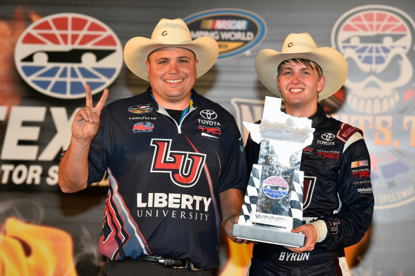 9-10 June, 2016, Fort Worth, Texas USA
William Byron celebrates his win in Victory Lane
? 2016, Nigel Kinrade
LAT Photo USA 9-10 June, 2016, Fort Worth, Texas USA
William Byron celebrates his win in Victory Lane
? 2016, Nigel Kinrade
LAT Photo USA