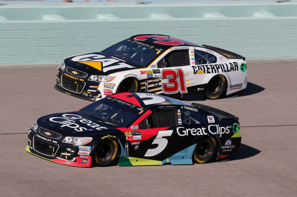 Monster Energy NASCAR Cup Series
Ford EcoBoost 400
Homestead-Miami Speedway, Homestead, FL USA
Sunday 19 November 2017
Kasey Kahne, Hendrick Motorsports, Great Clips Chevrolet SS Ryan Newman, Richard Childress Racing, Caterpillar Chevrolet SS
World Copyright: Matthew T. Thacker
LAT Images Monster Energy NASCAR Cup Series
Ford EcoBoost 400
Homestead-Miami Speedway, Homestead, FL USA
Sunday 19 November 2017
Kasey Kahne, Hendrick Motorsports, Great Clips Chevrolet SS Ryan Newman, Richard Childress Racing, Caterpillar Chevrolet SS
World Copyright: Matthew T. Thacker
LAT Images
