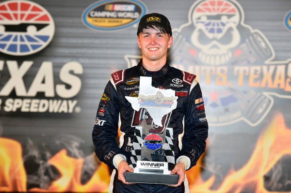 9-10 June, 2016, Fort Worth, Texas USA
William Byron celebrates his win in Victory Lane
? 2016, Nigel Kinrade
LAT Photo USA 9-10 June, 2016, Fort Worth, Texas USA
William Byron celebrates his win in Victory Lane
? 2016, Nigel Kinrade
LAT Photo USA