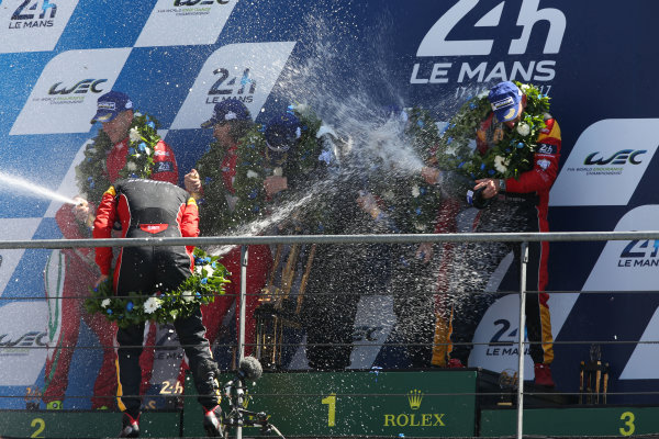 2017 Le Mans 24 Hours
Circuit de la Sarthe, Le Mans, France.
Sunday 18th  June 2017
#55 Spirit of Race Ferrari 488 GTE: Duncan Cameron, Aaron Scott, Marco Cioci, #84 JMW Motorsport Ferrari 488 GTE: Robert Smith, Will Stevens, Dries Vanthoor
World Copyright: JEP/LAT Images
