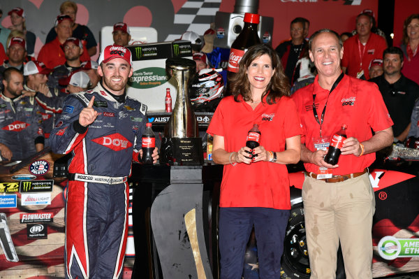 Monster Energy NASCAR Cup Series
Coca-Cola 600
Charlotte Motor Speedway, Concord, NC USA
Monday 29 May 2017
Austin Dillon, Richard Childress Racing, Dow Salutes Veterans Chevrolet SS celebrates his win in Victory Lane
World Copyright: Nigel Kinrade
LAT Images
ref: Digital Image 17CLT2nk10512