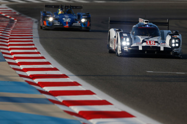 2015 FIA World Endurance Championship
Bahrain 6-Hours
Bahrain International Circuit, Bahrain
Saturday 21 November 2015.
Romain Dumas, Neel Jani, Marc Lieb (#18 LMP1 Porsche AG Porsche 919 Hybrid) leads Nelson Panciatici, Paul Loup Chatin, Tom Dillmann (#36 LMP2 Signatech Alpine Alpine A450B Nissan).
World Copyright: Alastair Staley/LAT Photographic
ref: Digital Image _79P0592