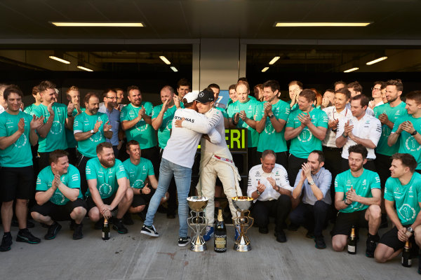Sochi Autodrom, Sochi, Russia.
Sunday 30 April 2017.
Valtteri Bottas, Mercedes AMG, 1st Position, Lewis Hamilton, Mercedes AMG, and the Mercedes team celebrate victory.
World Copyright: Steve Etherington/LAT Images
ref: Digital Image SNE14788 Sochi Autodrom, Sochi, Russia.
Sunday 30 April 2017.
Valtteri Bottas, Mercedes AMG, 1st Position, Lewis Hamilton, Mercedes AMG, and the Mercedes team celebrate victory.
World Copyright: Steve Etherington/LAT Images
ref: Digital Image SNE14788