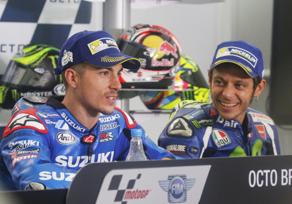 2016 MotoGP Championship. 
British Grand Prix. 
Silverstone, England. 2nd - 4th September 2016. 
Maverick Vinales, Suzuki, and Valentino Rossi, Yamaha, during the press conference. 
Ref: _W7_9674a. World copyright: Kevin Wood/LAT Photographic