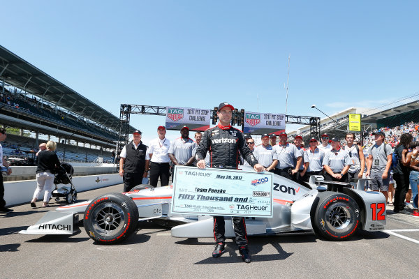 Verizon IndyCar Series
Indianapolis 500 Carb Day
Indianapolis Motor Speedway, Indianapolis, IN USA
Friday 26 May 2017
Will Power, Team Penske Chevrolet Pit Stop Competition
World Copyright: Russell LaBounty
LAT Images Verizon IndyCar Series
Indianapolis 500 Carb Day
Indianapolis Motor Speedway, Indianapolis, IN USA
Friday 26 May 2017
Will Power, Team Penske Chevrolet Pit Stop Competition
World Copyright: Russell LaBounty
LAT Images