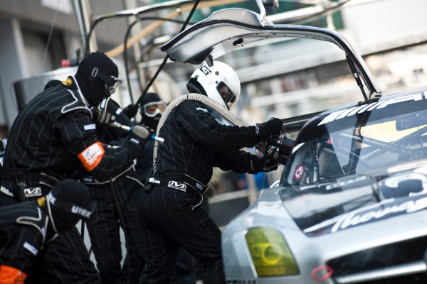 6 Hours of Zhuhai.
Zhuhai, China. 11th - 13th November 2011.
Mika Hakkinen / Cong Fu Cheng / Lance David Arnold, Team AMG China, Mercedes SLS AMG GT3 is refueled by the team.
Action.
Drew Gibson/LAT Photographic.
ref: Digital Image _Y2Z4507 6 Hours of Zhuhai.
Zhuhai, China. 11th - 13th November 2011.
Mika Hakkinen / Cong Fu Cheng / Lance David Arnold, Team AMG China, Mercedes SLS AMG GT3 is refueled by the team.
Action.
Drew Gibson/LAT Photographic.
ref: Digital Image _Y2Z4507