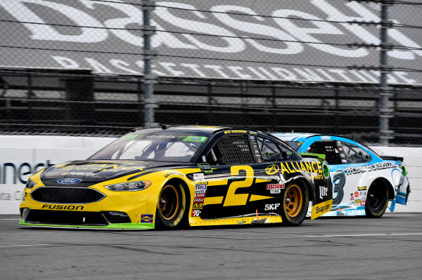 Monster Energy NASCAR Cup Series
First Data 500
Martinsville Speedway, Martinsville VA USA
Sunday 29 October 2017
Brad Keselowski, Team Penske, Alliance Truck Parts Ford Fusion
World Copyright: Rusty Jarrett
LAT Images Monster Energy NASCAR Cup Series
First Data 500
Martinsville Speedway, Martinsville VA USA
Sunday 29 October 2017
Brad Keselowski, Team Penske, Alliance Truck Parts Ford Fusion
World Copyright: Rusty Jarrett
LAT Images