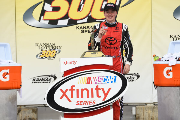 NASCAR XFINITY Series
Kansas Lottery 300
Kansas Speedway, Kansas City, KS USA
Saturday 21 October 2017
Christopher Bell, JBL Toyota Camry, Celebrates in Victory Lane.
World Copyright: John K Harrelson
LAT Images