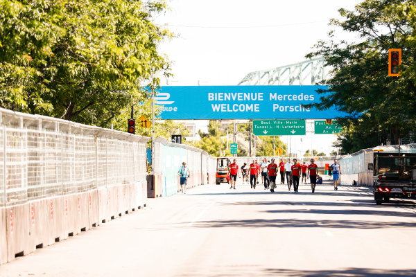 2016/2017 FIA Formula E Championship.
Round 11 - Montreal ePrix, Canada
Friday 28 July 2017.
Lucas Di Grassi (BRA), ABT Schaeffler Audi Sport, Spark-Abt Sportsline, ABT Schaeffler FE02, walks the track.
Photo: Sam Bloxham/LAT/Formula E
ref: Digital Image _W6I4675 2016/2017 FIA Formula E Championship.
Round 11 - Montreal ePrix, Canada
Friday 28 July 2017.
Lucas Di Grassi (BRA), ABT Schaeffler Audi Sport, Spark-Abt Sportsline, ABT Schaeffler FE02, walks the track.
Photo: Sam Bloxham/LAT/Formula E
ref: Digital Image _W6I4675