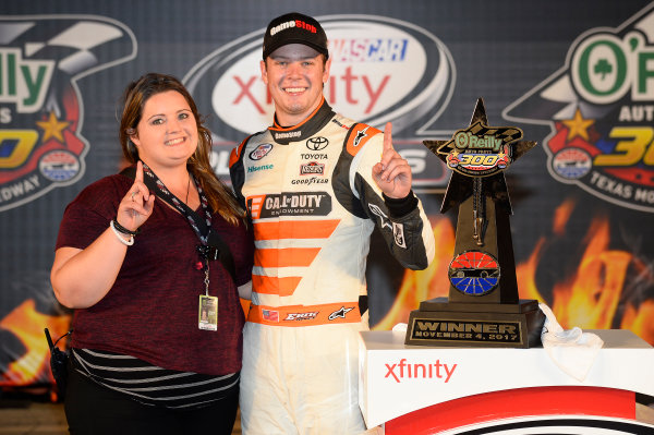 NASCAR XFINITY Series
O’Reilly Auto Parts 300
Texas Motor Speedway
Fort Worth, TX USA
Saturday 4 November 2017
Erik Jones, GameStop Call of Duty WWII Toyota Camry, celebrates in victory Lane.
World Copyright: John K Harrelson
LAT Images NASCAR XFINITY Series
O’Reilly Auto Parts 300
Texas Motor Speedway
Fort Worth, TX USA
Saturday 4 November 2017
Erik Jones, GameStop Call of Duty WWII Toyota Camry, celebrates in victory Lane.
World Copyright: John K Harrelson
LAT Images