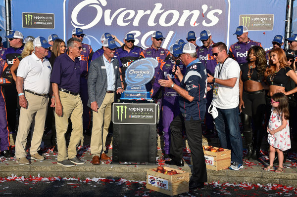 Monster Energy NASCAR Cup Series
Overton’s 301
New Hampshire Motor Speedway, Loudon, NH USA
Sunday 16 July 2017
Denny Hamlin, Joe Gibbs Racing, FedEx Office Toyota Camry wins
World Copyright: Rusty Jarrett
LAT Images Monster Energy NASCAR Cup Series
Overton’s 301
New Hampshire Motor Speedway, Loudon, NH USA
Sunday 16 July 2017
Denny Hamlin, Joe Gibbs Racing, FedEx Office Toyota Camry wins
World Copyright: Rusty Jarrett
LAT Images