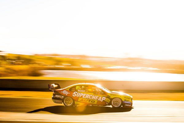 2017 Supercars Championship Round 9.
Sydney SuperSprint, Sydney Motorsport Park, Eastern Creek, Australia.
Friday 18th August to Sunday 20th August 2017.
Chaz Mostert, Rod Nash Racing Ford.
World Copyright: Daniel Kalisz/LAT Images
Ref: Digital Image 180817_VASCR9_DKIMG_2049.NEF 2017 Supercars Championship Round 9.
Sydney SuperSprint, Sydney Motorsport Park, Eastern Creek, Australia.
Friday 18th August to Sunday 20th August 2017.
Chaz Mostert, Rod Nash Racing Ford.
World Copyright: Daniel Kalisz/LAT Images
Ref: Digital Image 180817_VASCR9_DKIMG_2049.NEF
