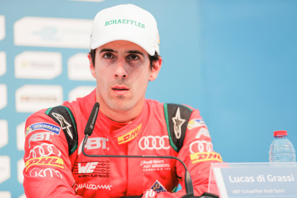 2016/2017 FIA Formula E Championship.
Round 8 - Berlin ePrix, Tempelhof Airport, Berlin, Germany.
Sunday 11 June 2017.
Lucas Di Grassi (BRA), ABT Schaeffler Audi Sport, Spark-Abt Sportsline, ABT Schaeffler FE02, in the press conference.
Photo: Zak Mauger/LAT/Formula E
ref: Digital Image _56I5900 2016/2017 FIA Formula E Championship.
Round 8 - Berlin ePrix, Tempelhof Airport, Berlin, Germany.
Sunday 11 June 2017.
Lucas Di Grassi (BRA), ABT Schaeffler Audi Sport, Spark-Abt Sportsline, ABT Schaeffler FE02, in the press conference.
Photo: Zak Mauger/LAT/Formula E
ref: Digital Image _56I5900