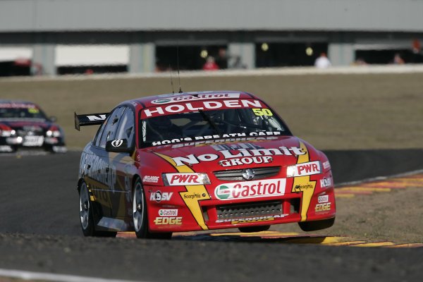 2006 Australian V8 Supercars
Oran Park, Australia. 13th August 2006
Cameron McConville (Super Cheap Auto Racing Holden Commodore VZ). Action.
World Copyright: Mark Horsburgh / LAT Photographic
ref: Digital Image McConville-RD7-06-1983