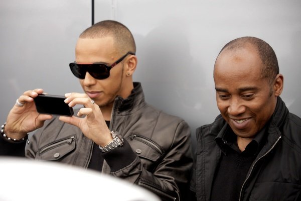 L-R: Lewis Hamilton (GBR), McLaren, and father Anthony Hamilton (GBR), watch Nicolas Hamilton (GBR), Total Control Racing, who is making his racing debut in the Renault Clio Cup this weekend.
Renault Clio Cup, Rd1, Brands Hatch, England, 2 April 2011. L-R: Lewis Hamilton (GBR), McLaren, and father Anthony Hamilton (GBR), watch Nicolas Hamilton (GBR), Total Control Racing, who is making his racing debut in the Renault Clio Cup this weekend.
Renault Clio Cup, Rd1, Brands Hatch, England, 2 April 2011.